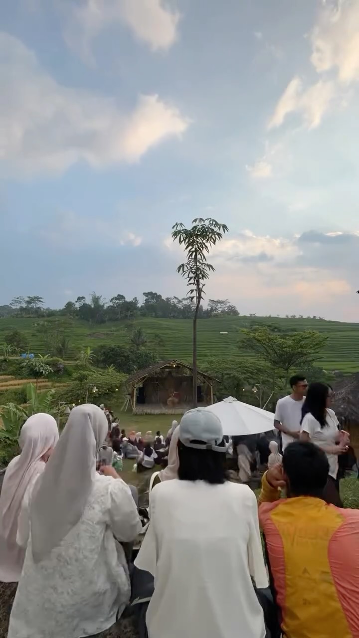 Pasar Bumi Pakuwon Bantaragung, Surga Kuliner Khas Majalengka yang Wajib Dikunjungi